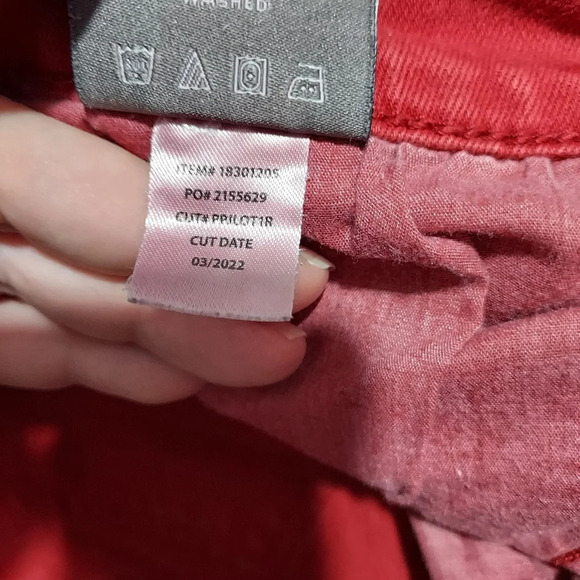 Torrid Red Boyfriend Straight Vintage Stretch Mid-Rise Jean in Size 18 Regular - Picture 11 of 12